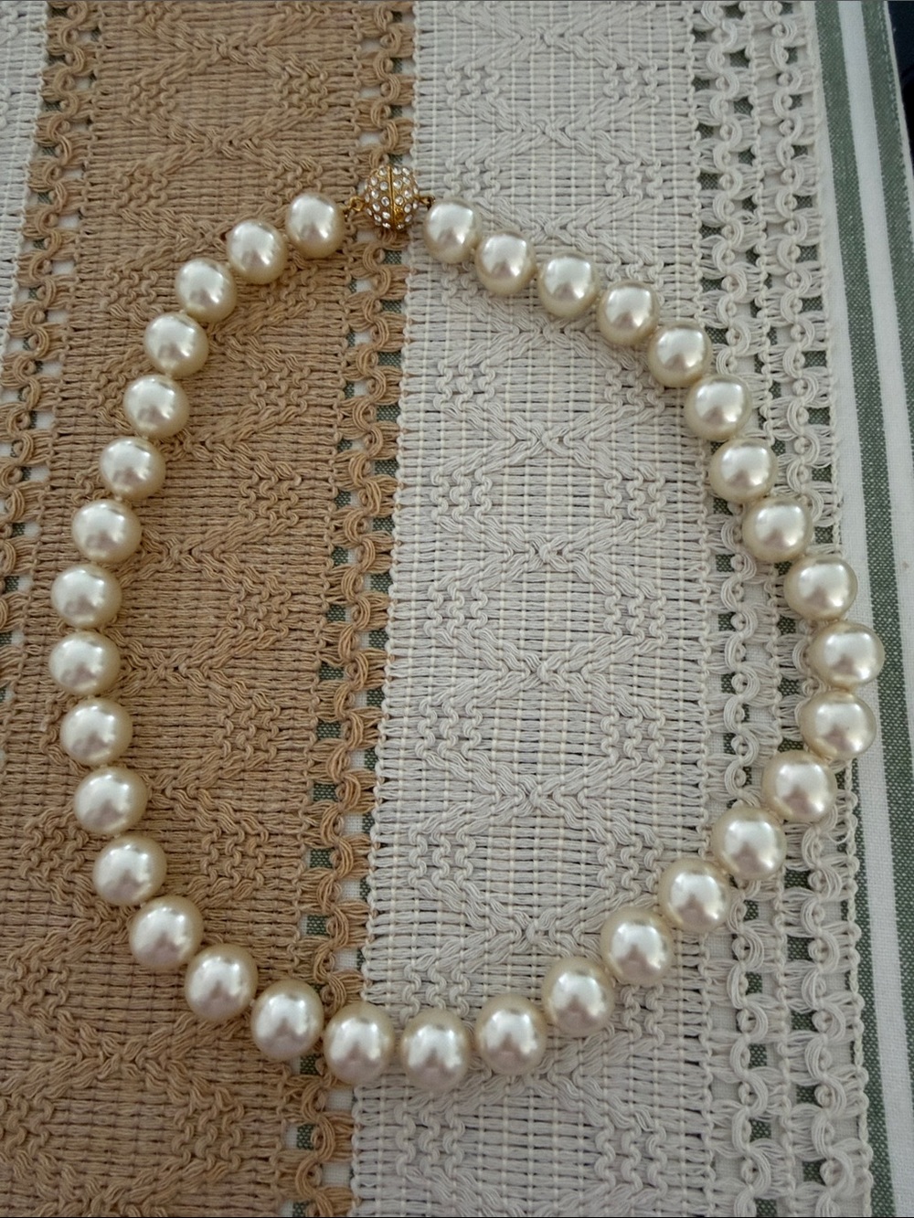 Vintage Nolan miller large glass faux pearls with rinestone clasp